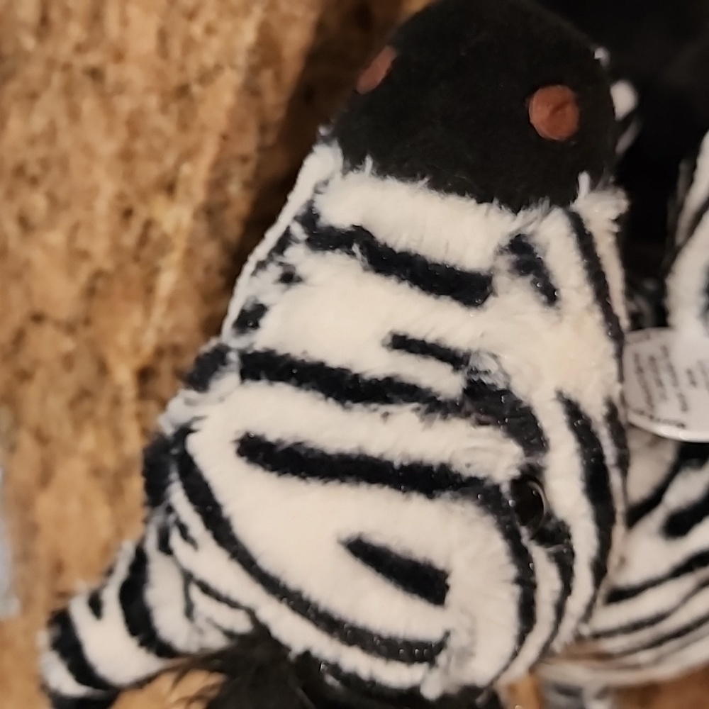 Build-A-Bear WWF Zebra - Picture 6 of 7